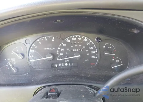 2000 Mercury Mountaineer z USA, uszkodzony, nr VIN 4M2ZU76E3YUJ17772
